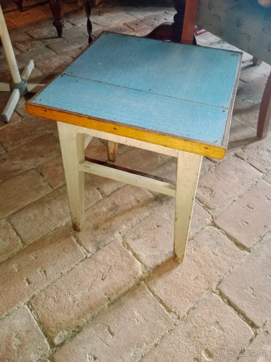 Retro stolička daruji