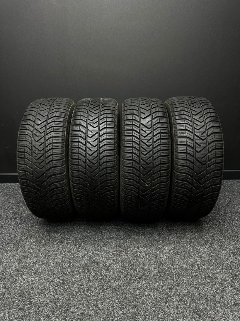 Sada pneu Pirelli 205/55/16 91T