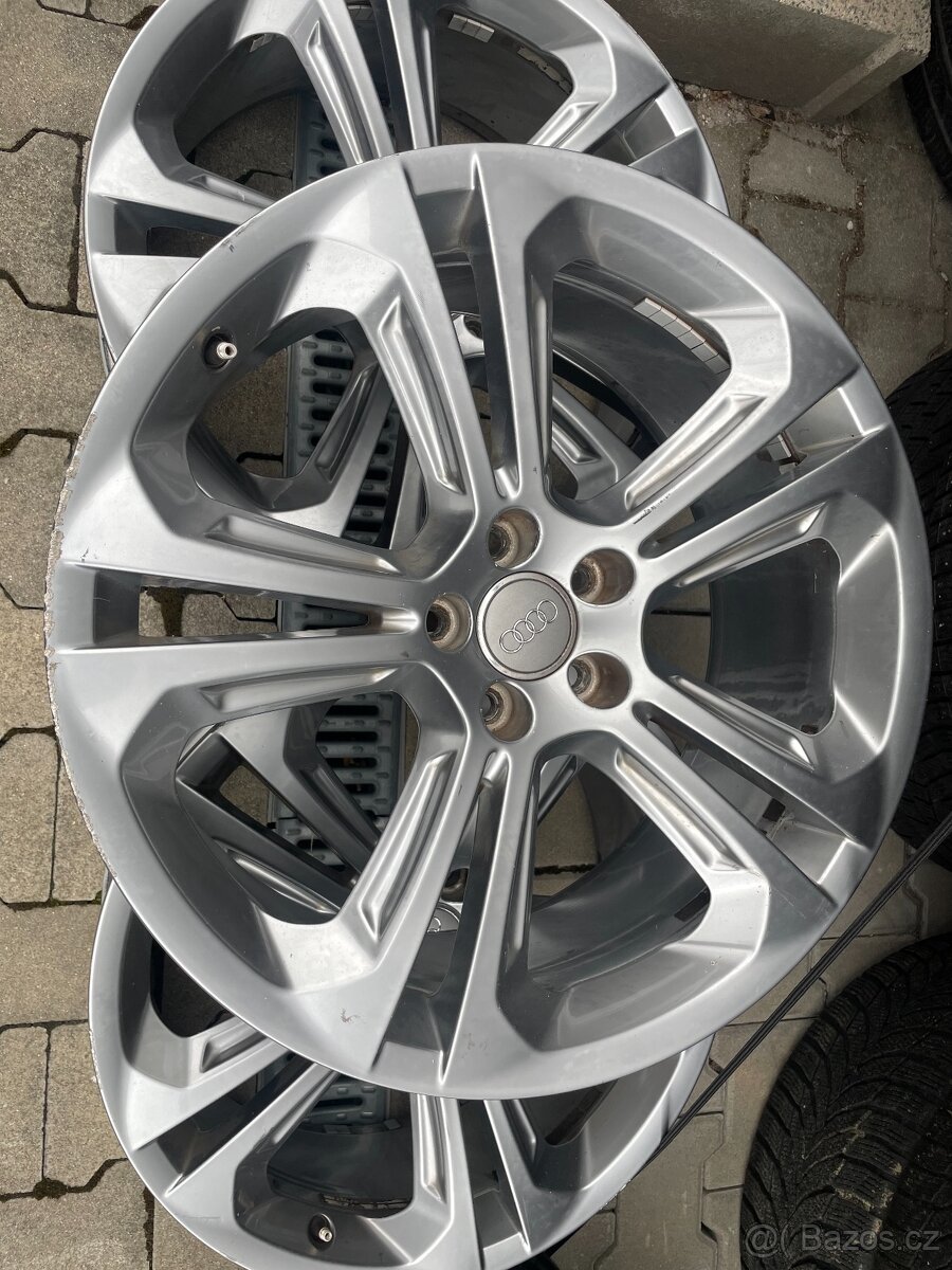 Audi originál 3ks 8,5x20 ET33 5x112