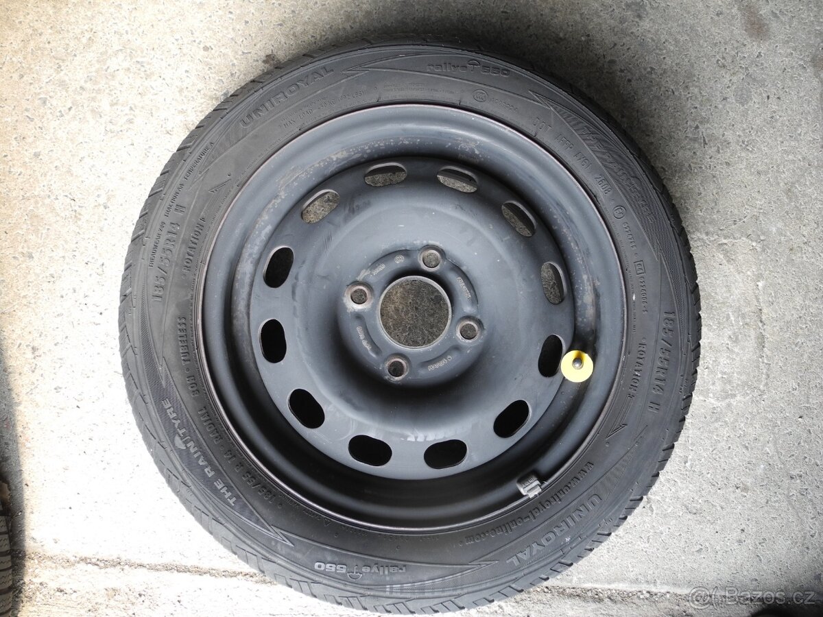(č.10) 14" plechová kola Ford Fiesta s pneu