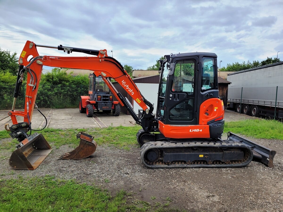 minirypadlo Kubota U48-4