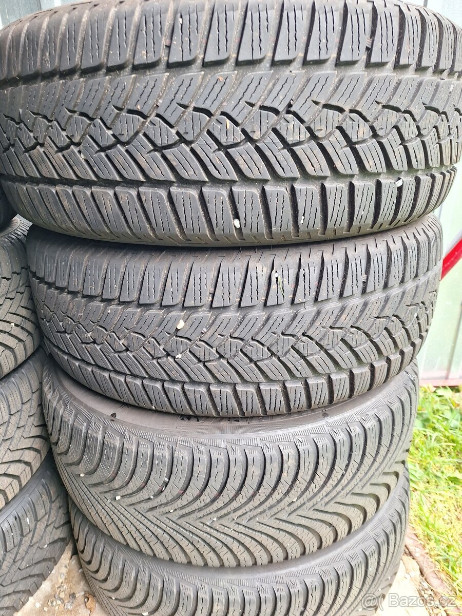 Michelin 205-55-16 Zimní