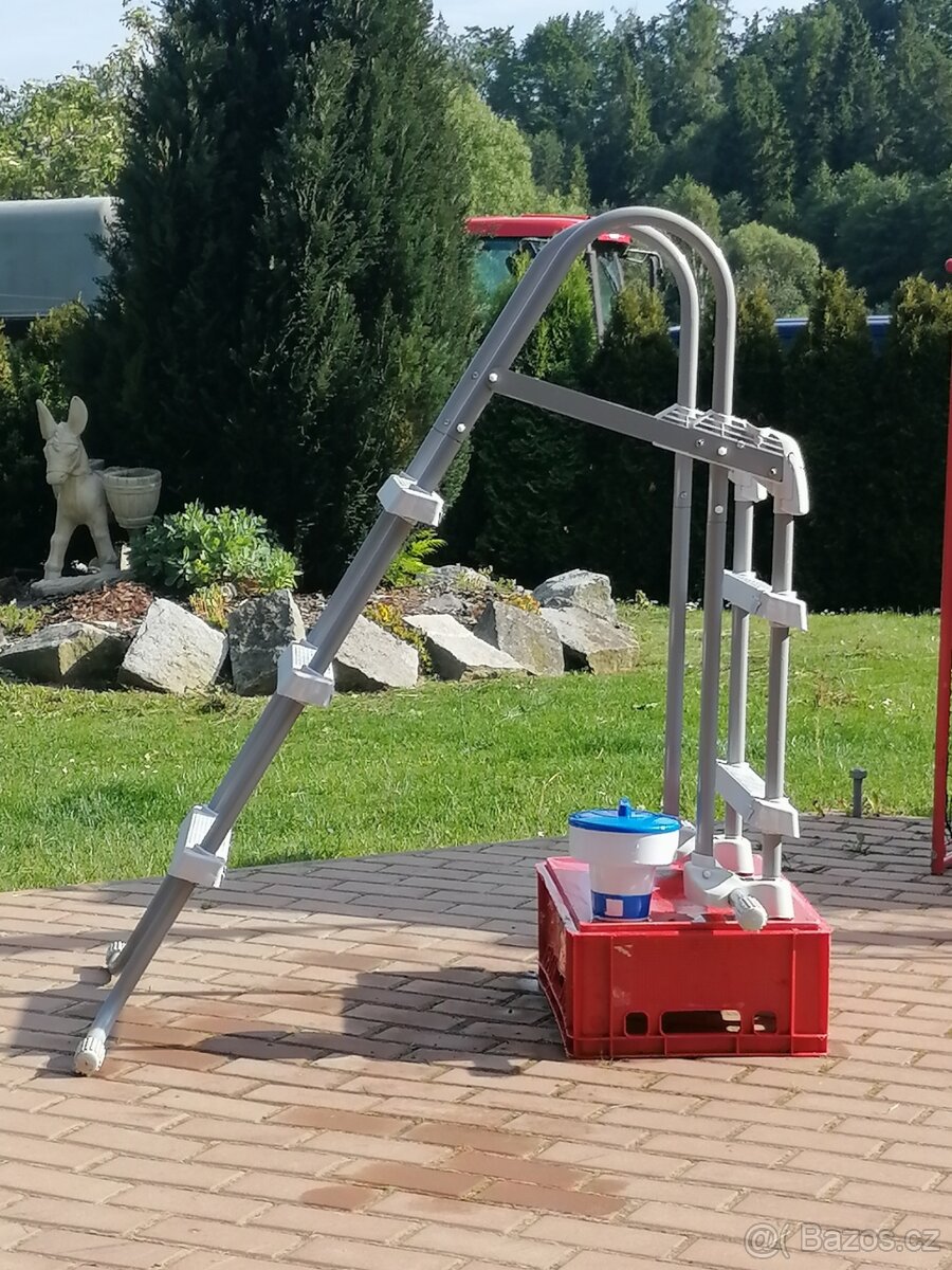 Bazenová filtrace,schůdky,vysavač