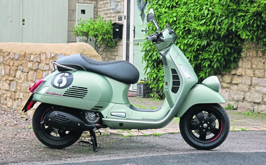 Vespa GTV 300 koupím ihned.