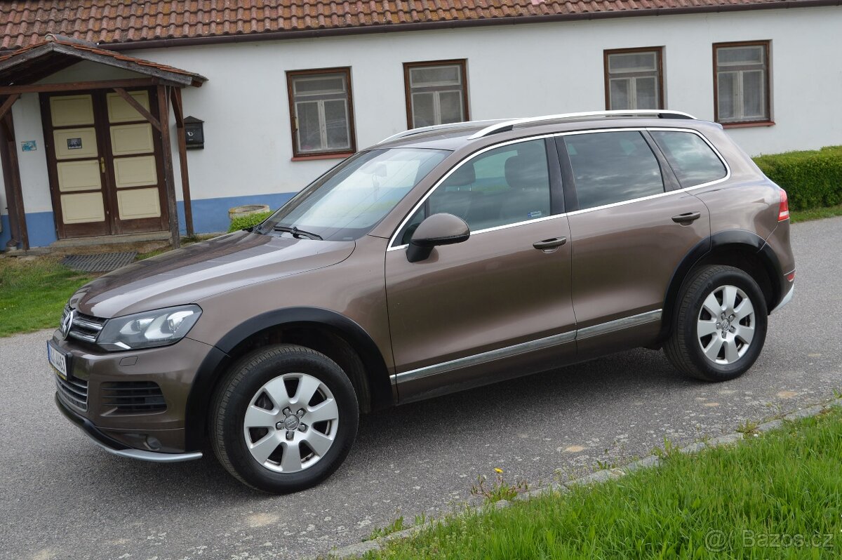 Volkswagen Touareg 3.0TDI ,NAVI ,tažné na 3,5 tuny