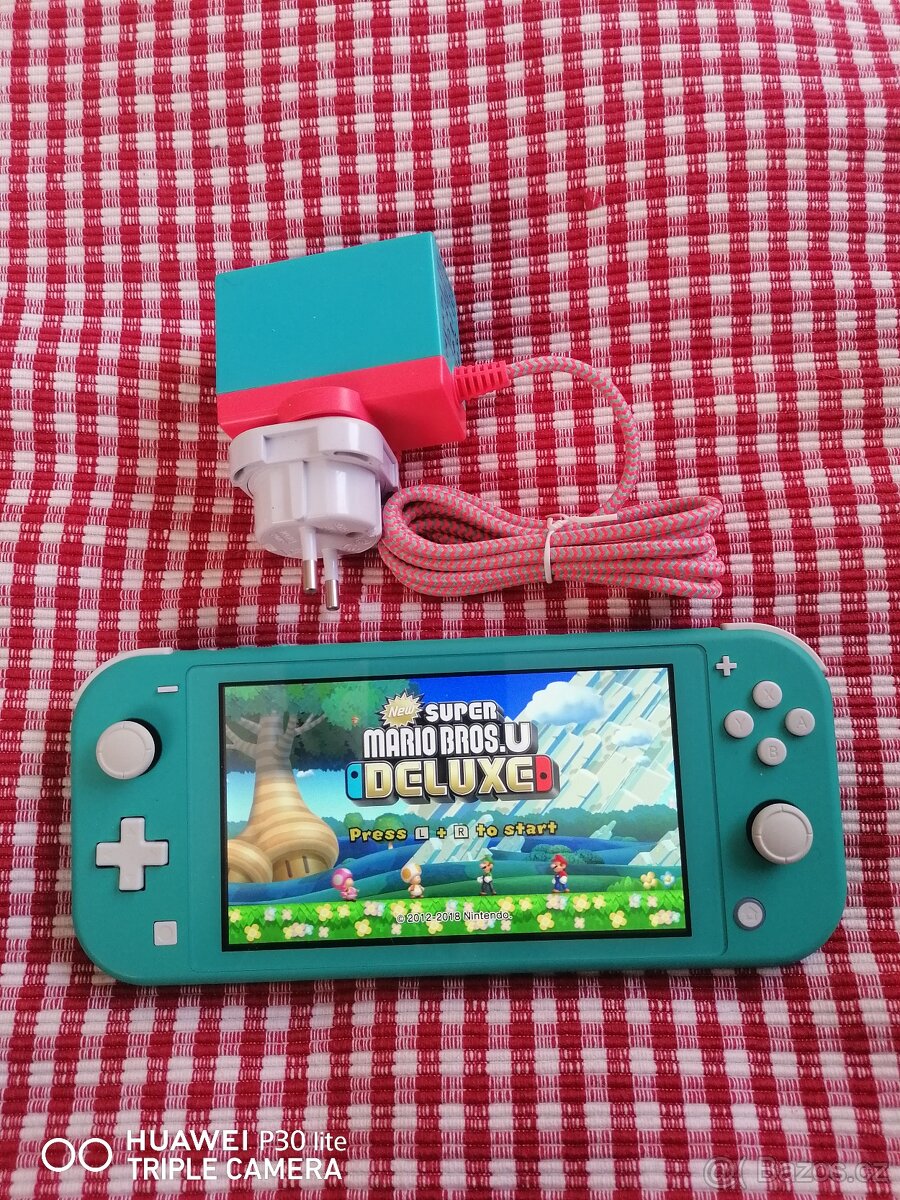 Nintendo Switch Lite herní konzole