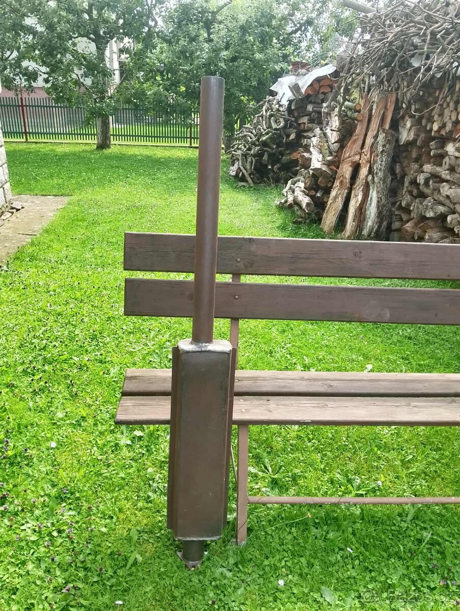 výfukt zetor