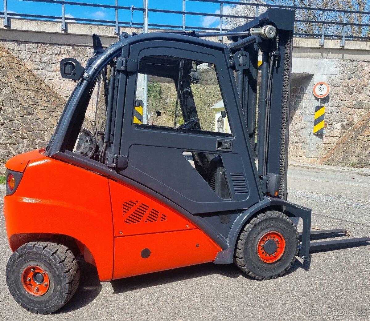 vysokozdvižný vozík Linde H30T