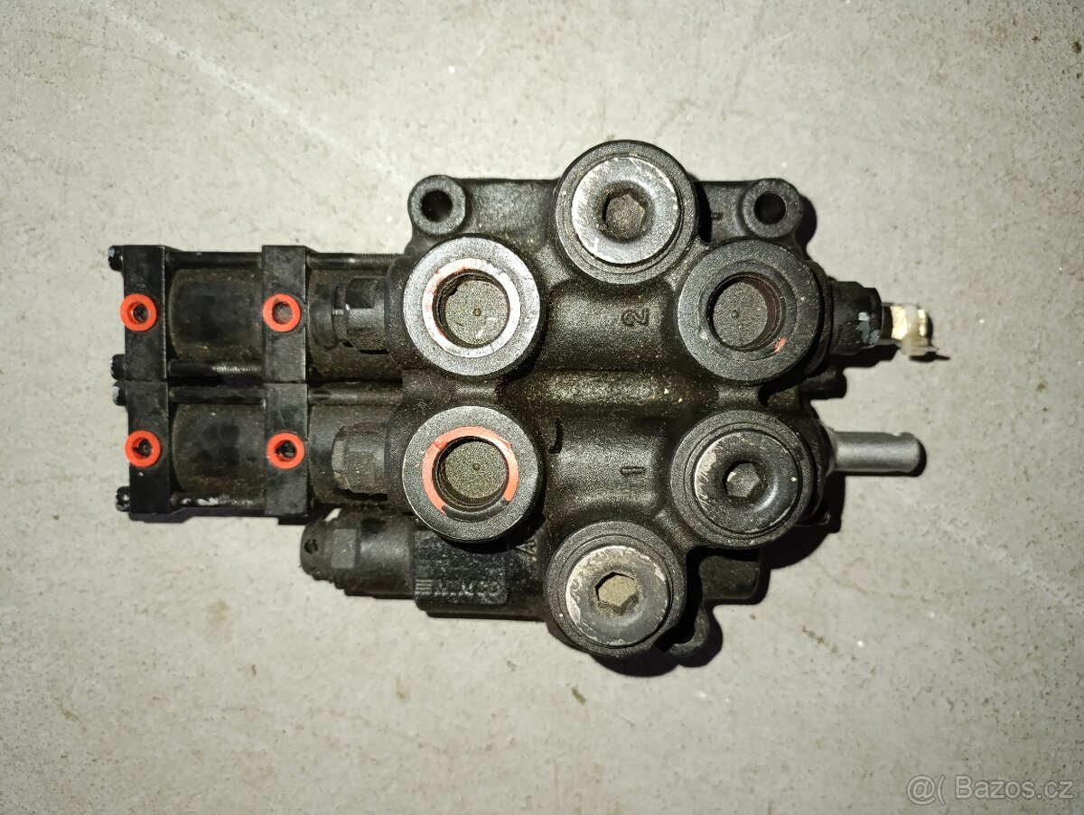 Hydraulický rozváděč