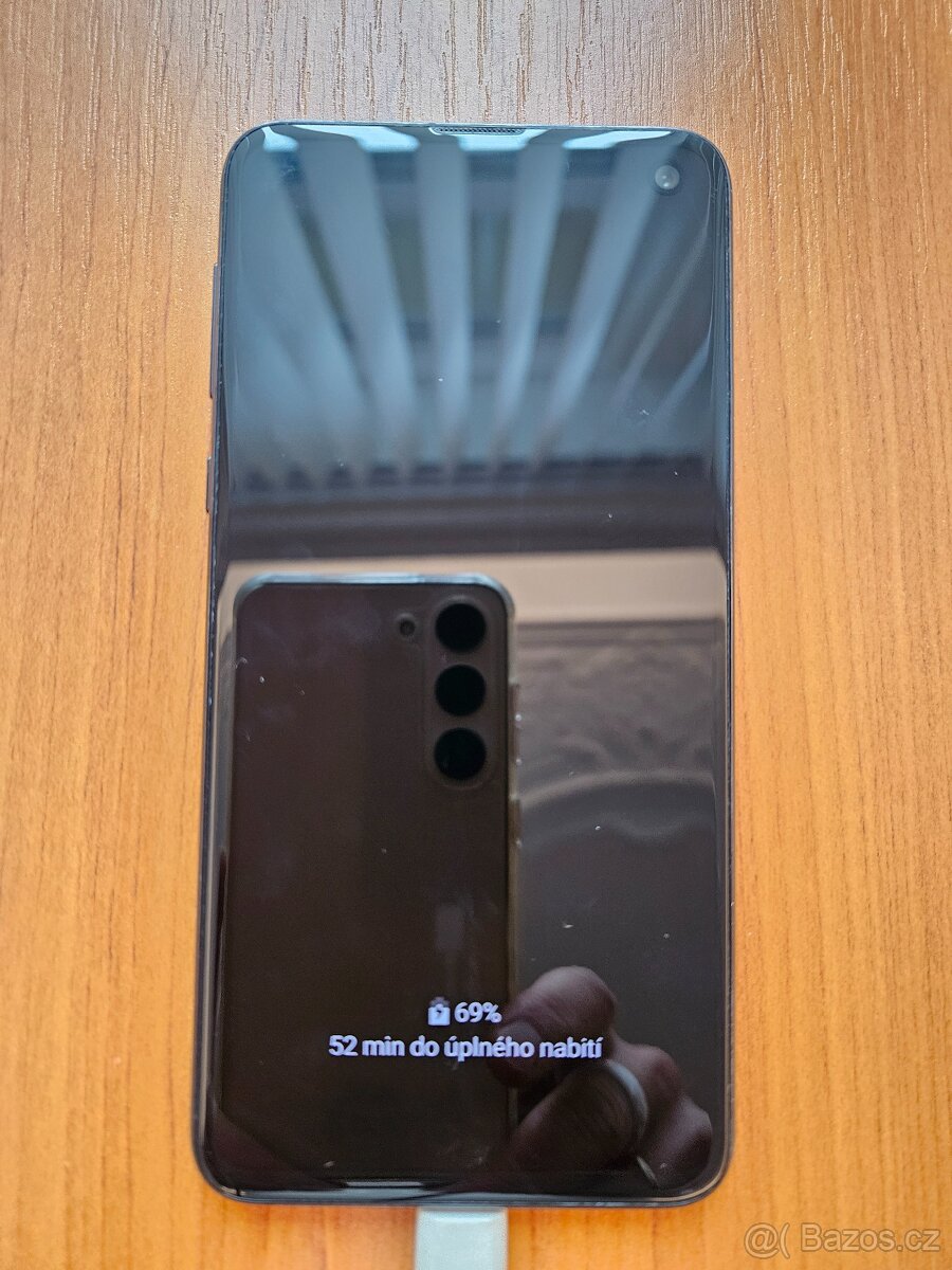 Samsung S10e