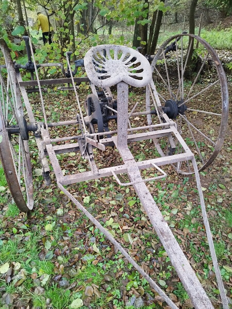 Koňská obracečka čert