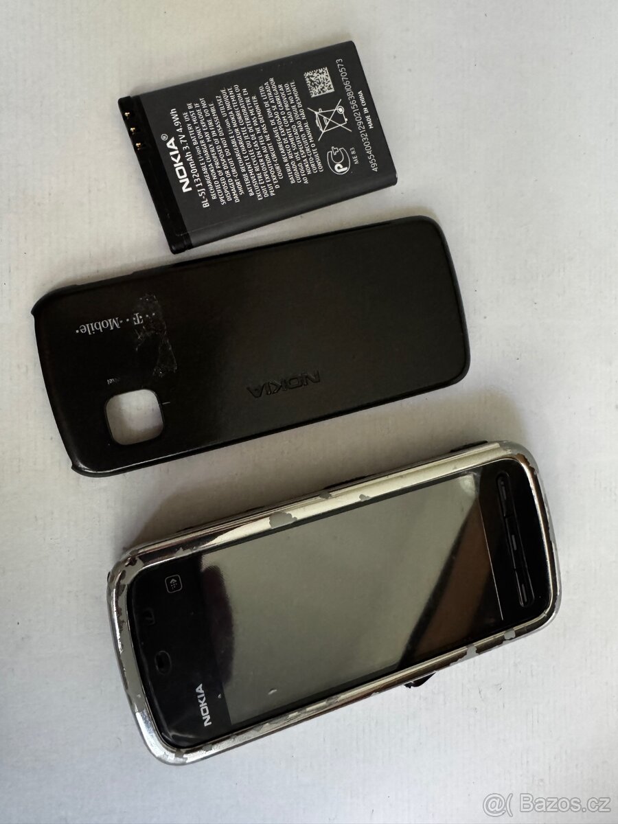 Nokia 5230 plně funkční bez nabíječky