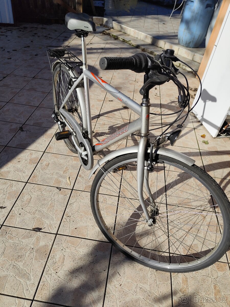 PÁNSKÉ TREKINGOVÉ KOLO SCIROCCO TRIAL