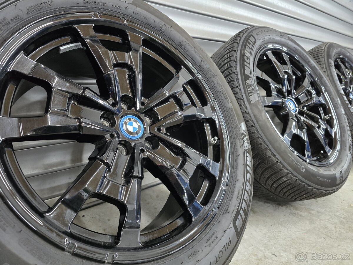 Originální zimní alu kola BMW iX3 r19