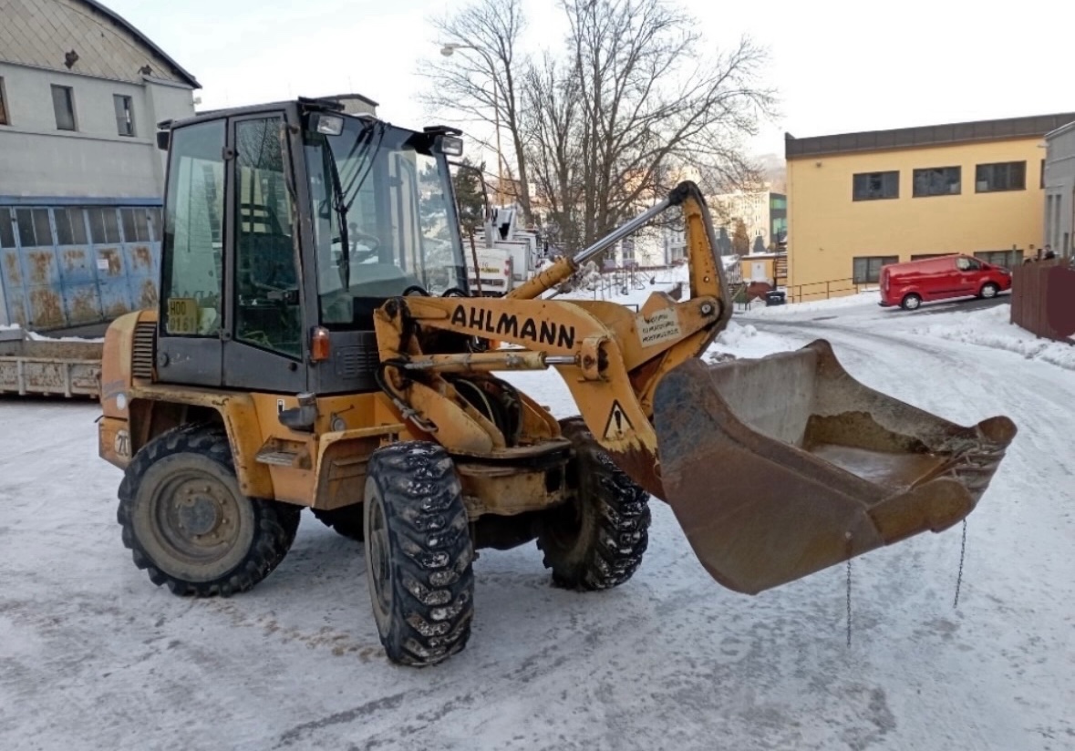 Ahlmann H000161 - kolový nakladač