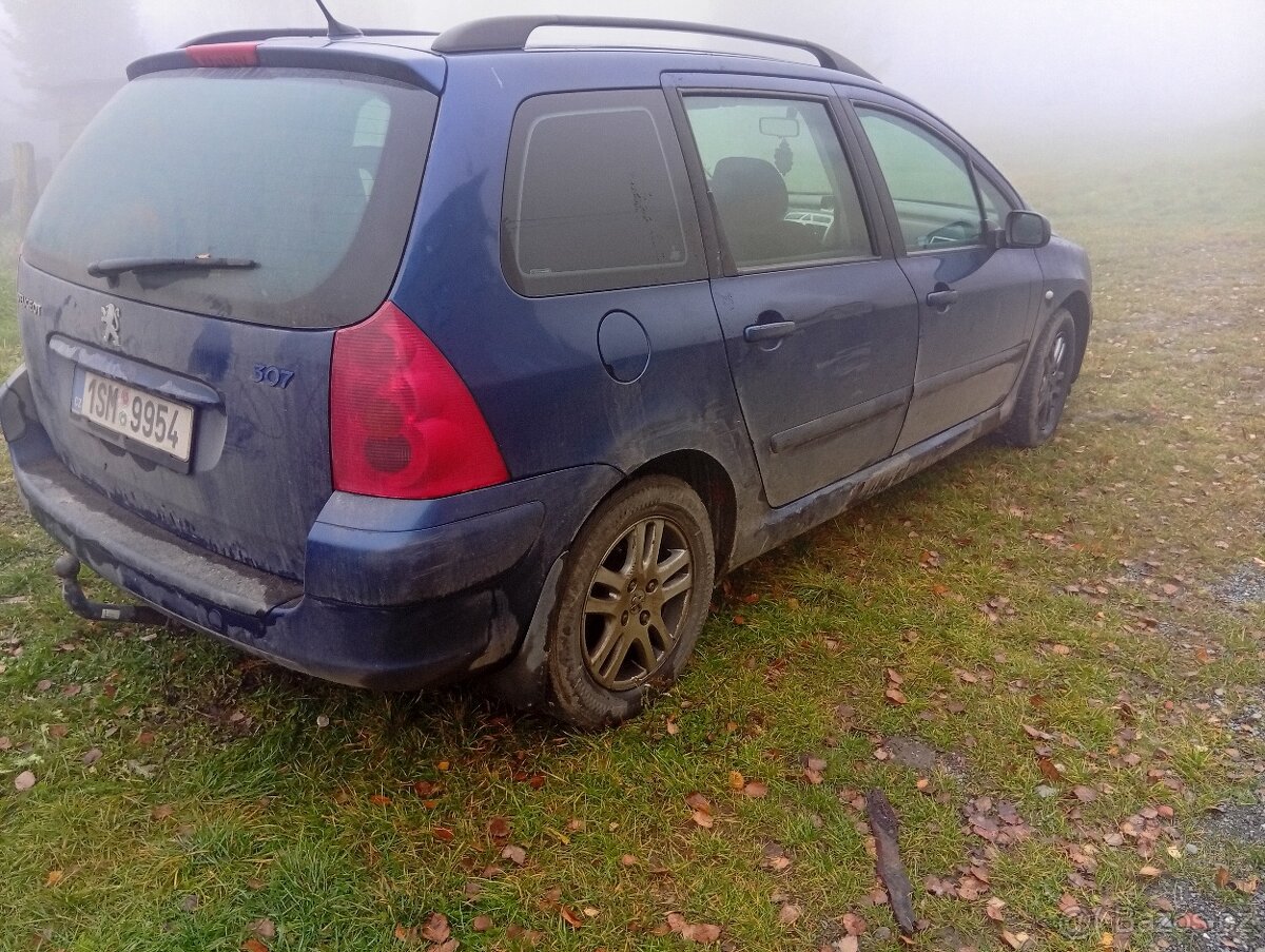 Prodám Peugeot 307 kombi 1.6 benzín