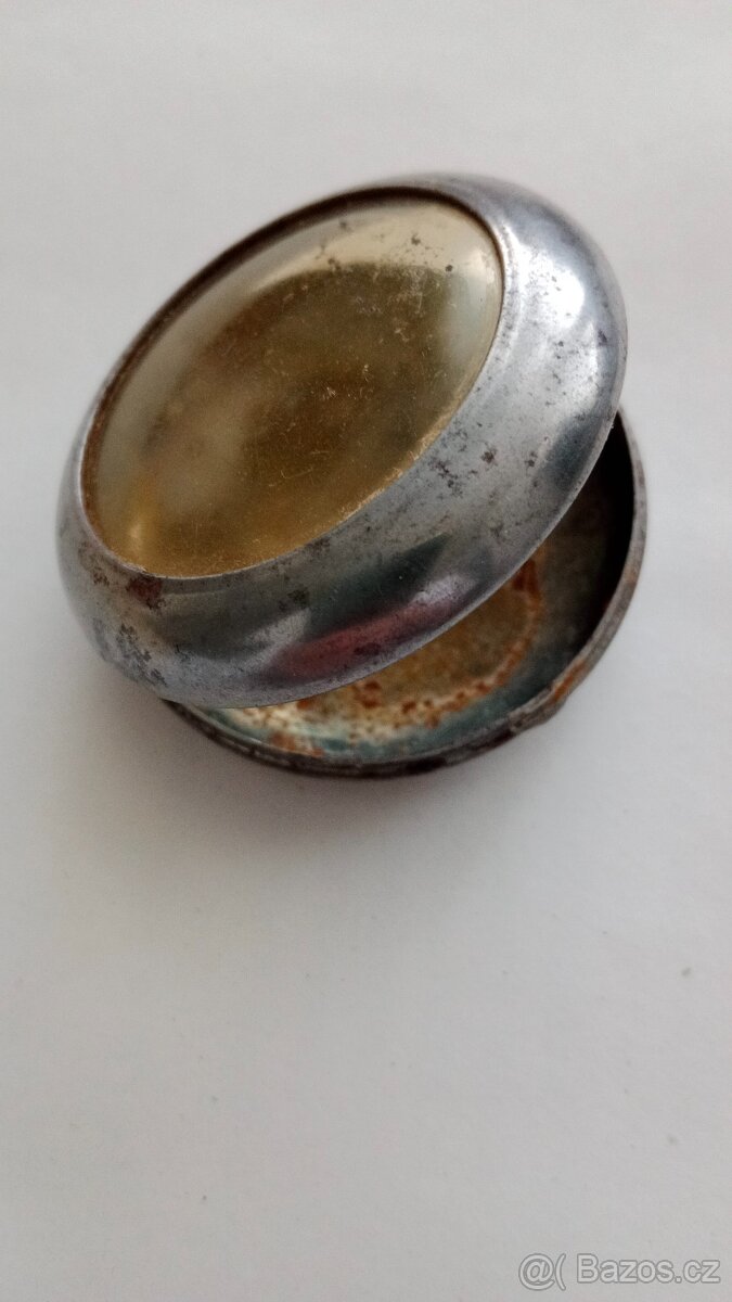 pouzdro na kapesní hodinky