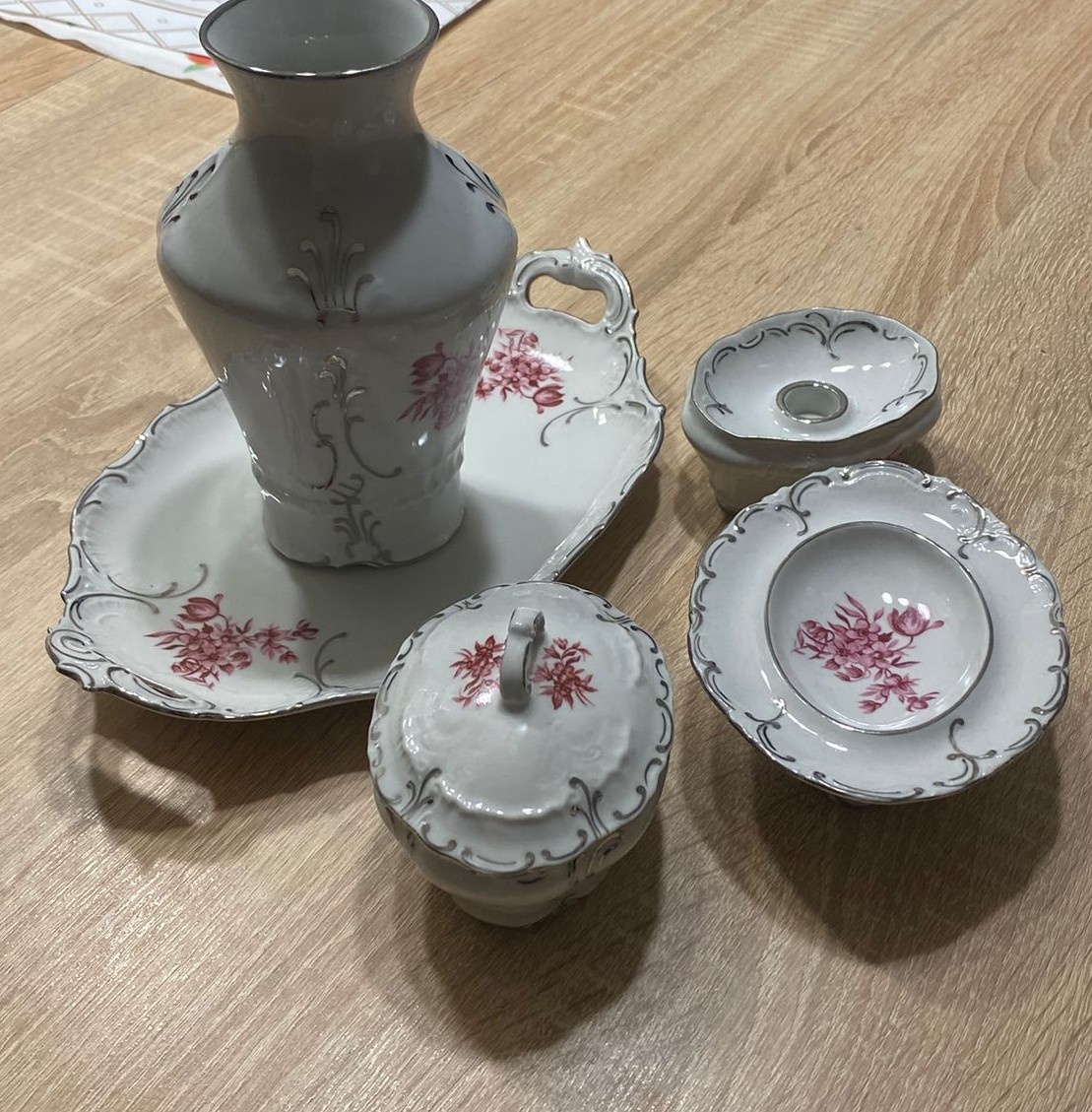 Souprava Royal dux Opera