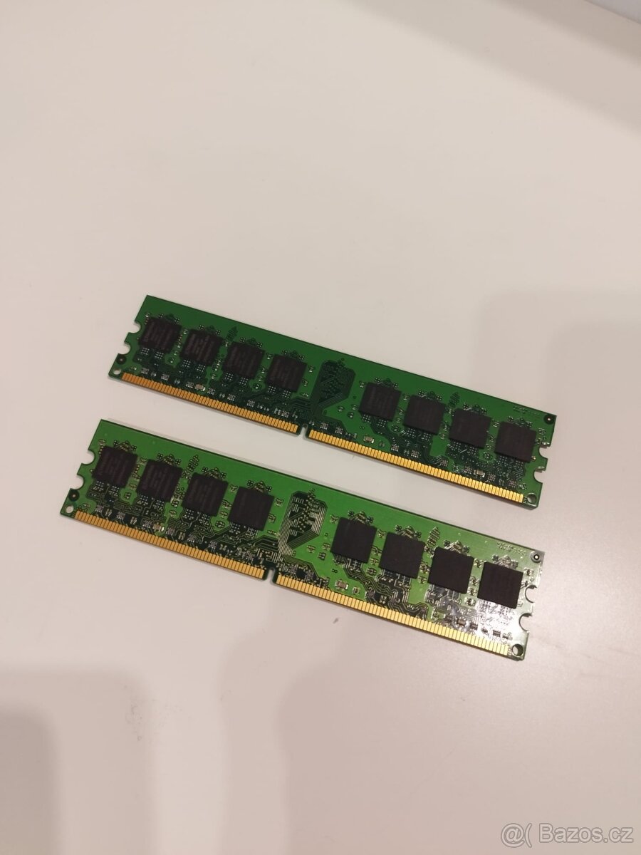 RAM 2× 2GB