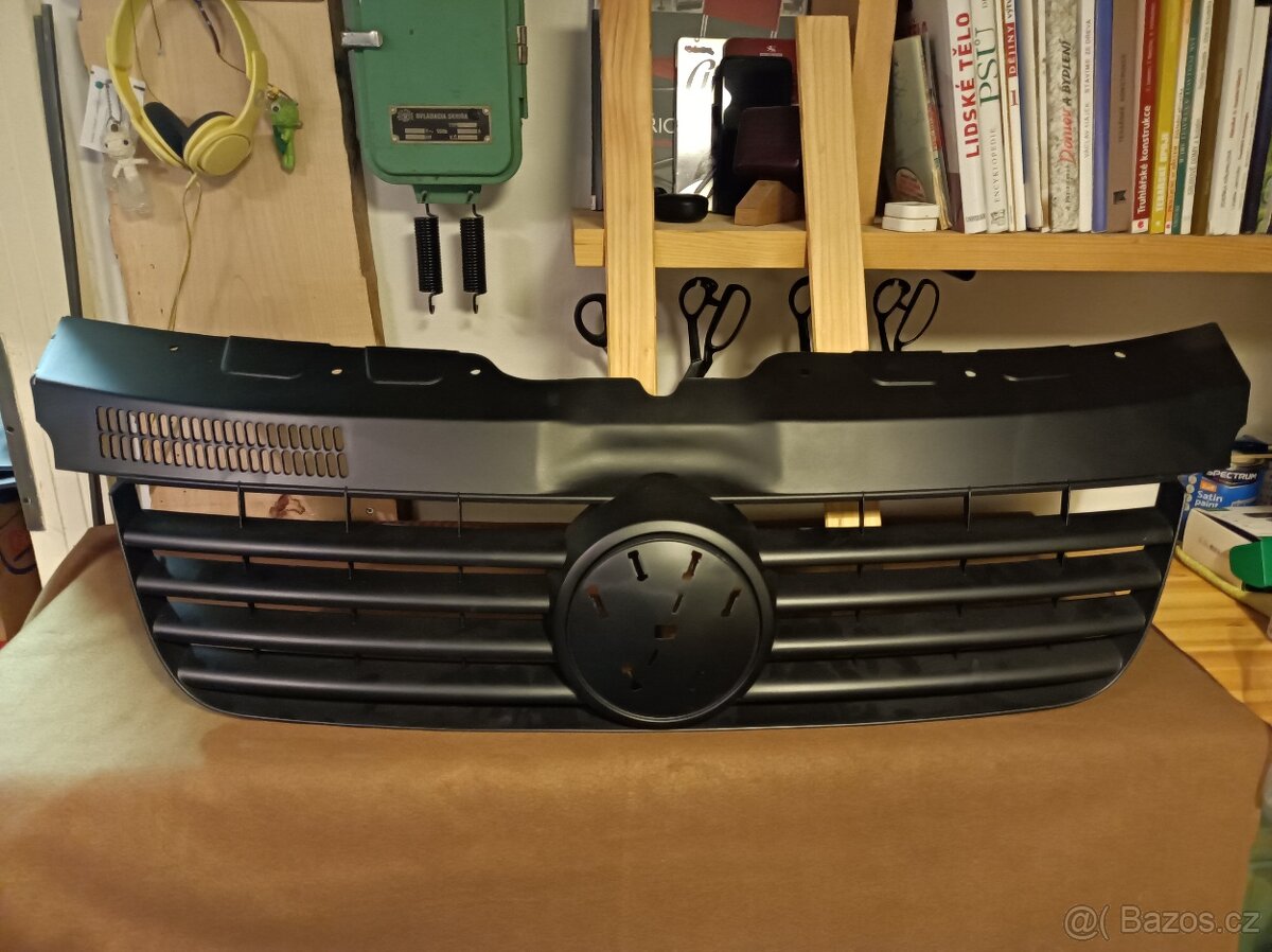 Přední masky VW T5 transportér 2005