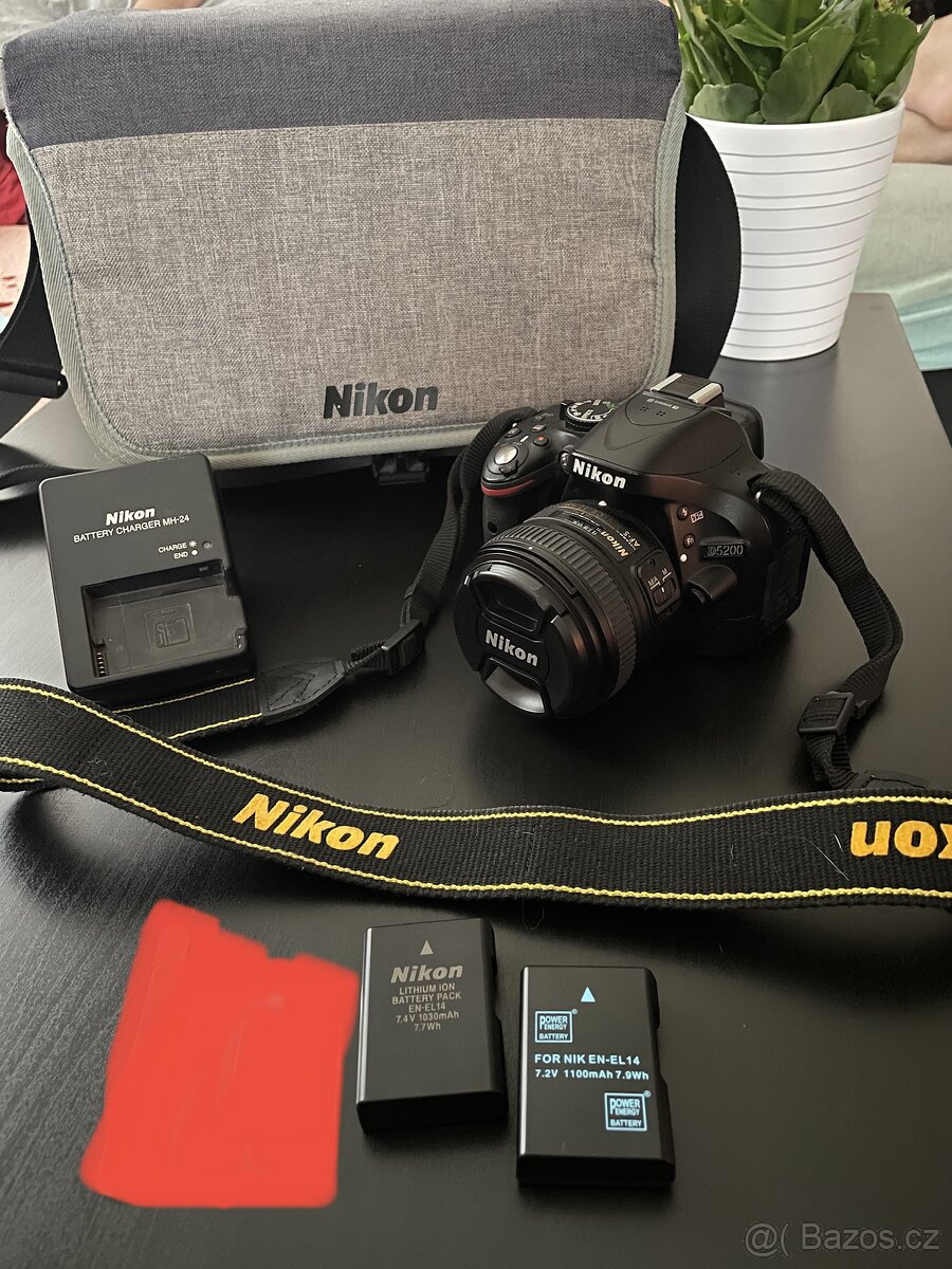 Nikon D5200