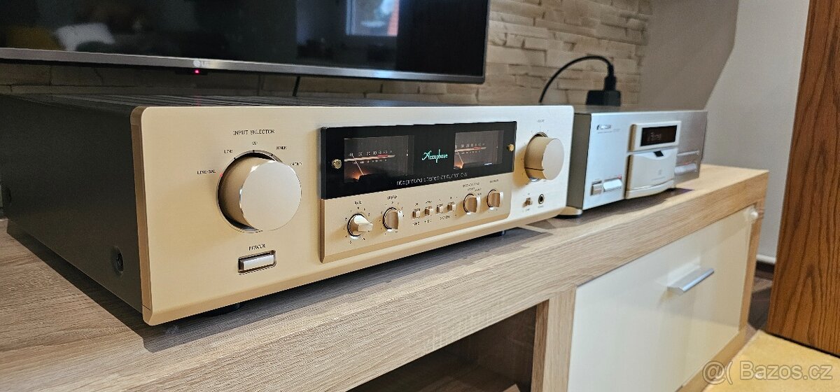 Accuphase E 211