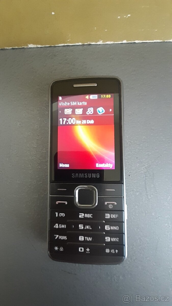Samsung GT-S 5610