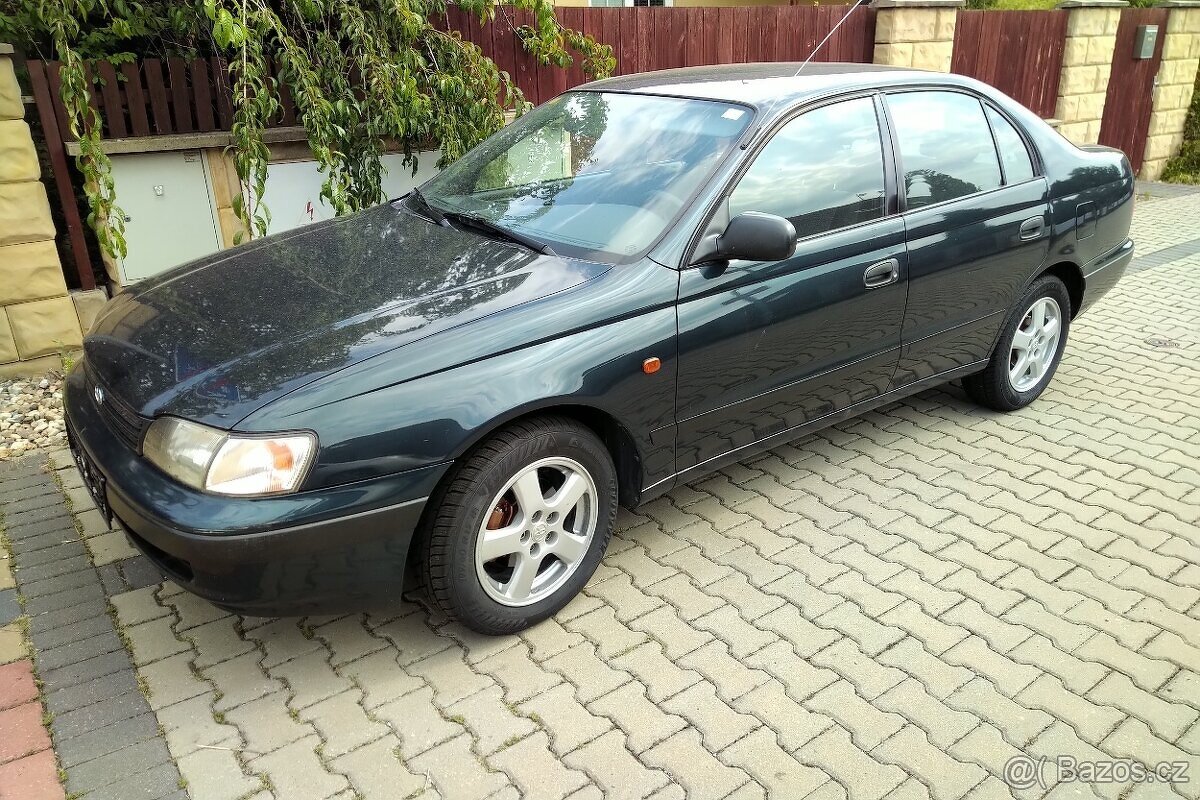 118.000km, Toyota Carina E 1.6i, KLIMA-BEZ KOROZE-Servis 50k