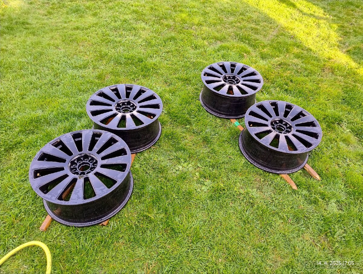 ALU R18 5x100+5x112