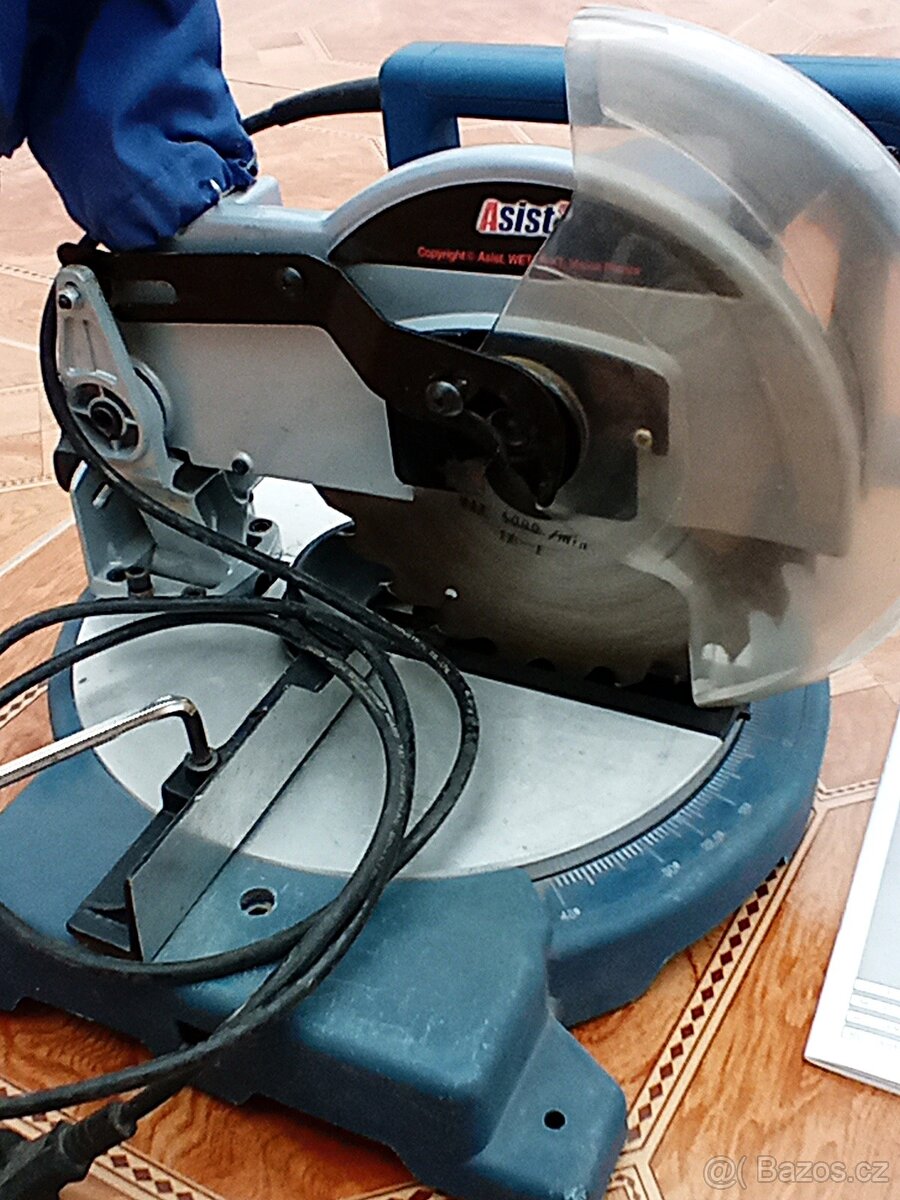 Pokosová pila Asist model AE5P210