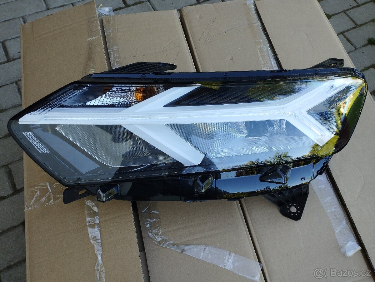 Levé světlo Dacia