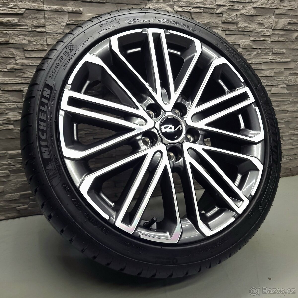 18" Originál Kia PROCEED GT 5x114,3 NOVÁ LETNÍ SADA
