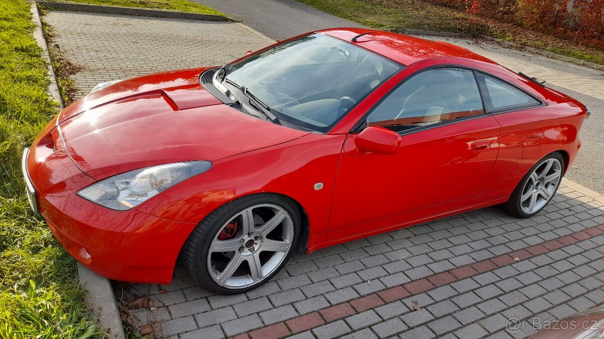 Toyota Celica 1,8 TS VVTL-i, barva červená