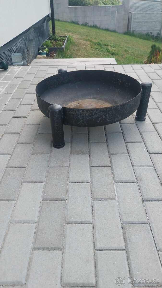 Přenosné ohniště