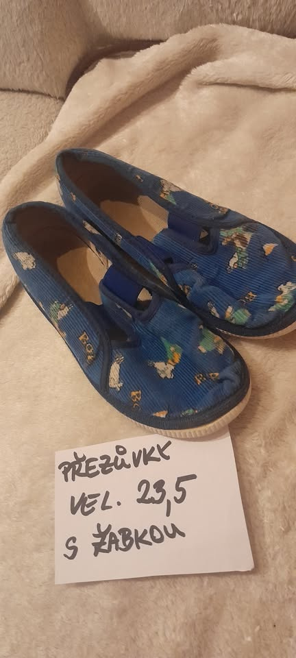 Přezůvky/bačkůrky s žabkou, vel.23,5, modré