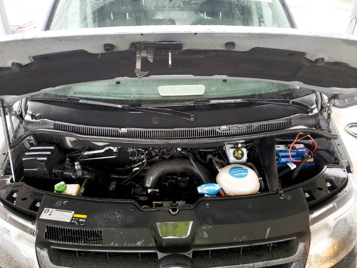 Motor CAAC CAA 2.0TDI 103KW VW Transporter T5 r.v. 2015