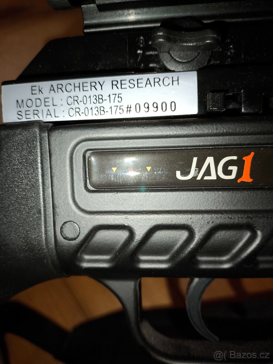 Kuše Jag 1 Simple 220fps BLack 175lbs