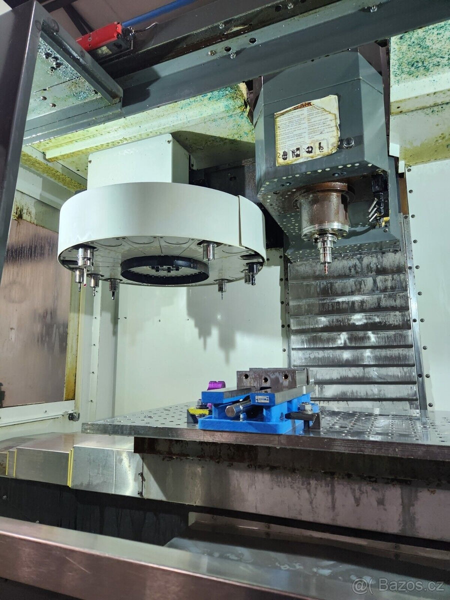Vertikální obráběcí centrum Haas VF-2YT CNC, rok výroby 2012
