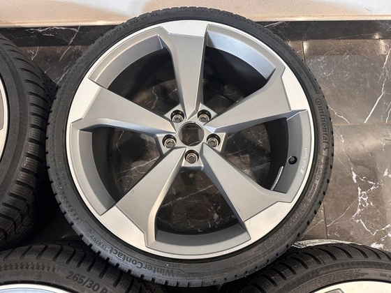 original kola Audi A5 8W B9 F5 S5 8W0601025CF