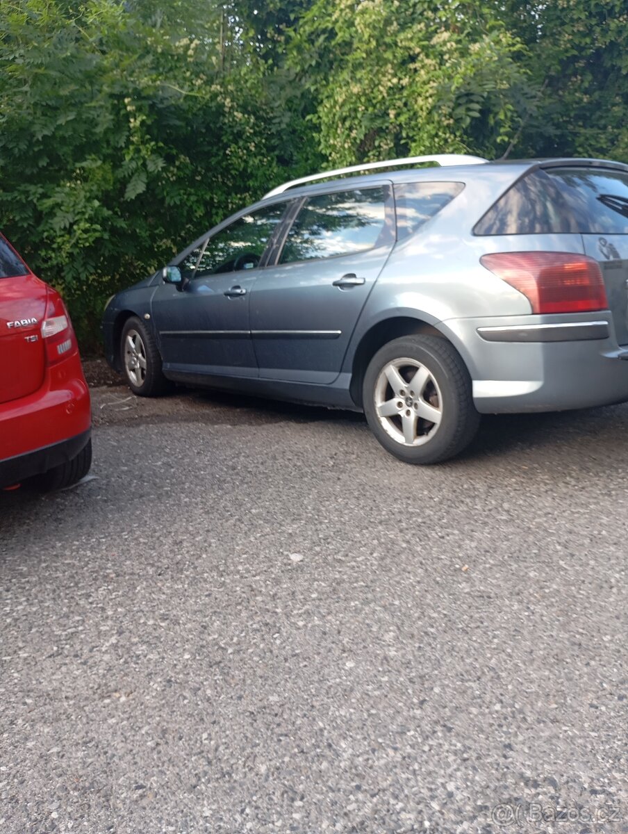 Peugeot 407