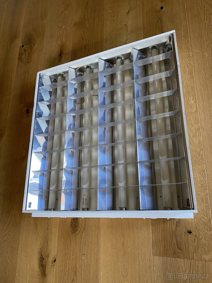Světlo 60x60