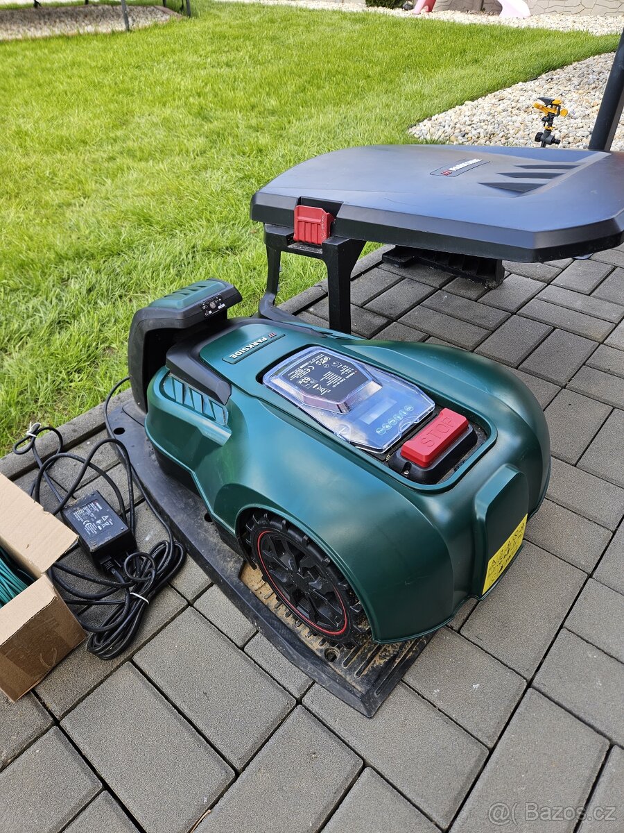 Robotická sekačka Parkside