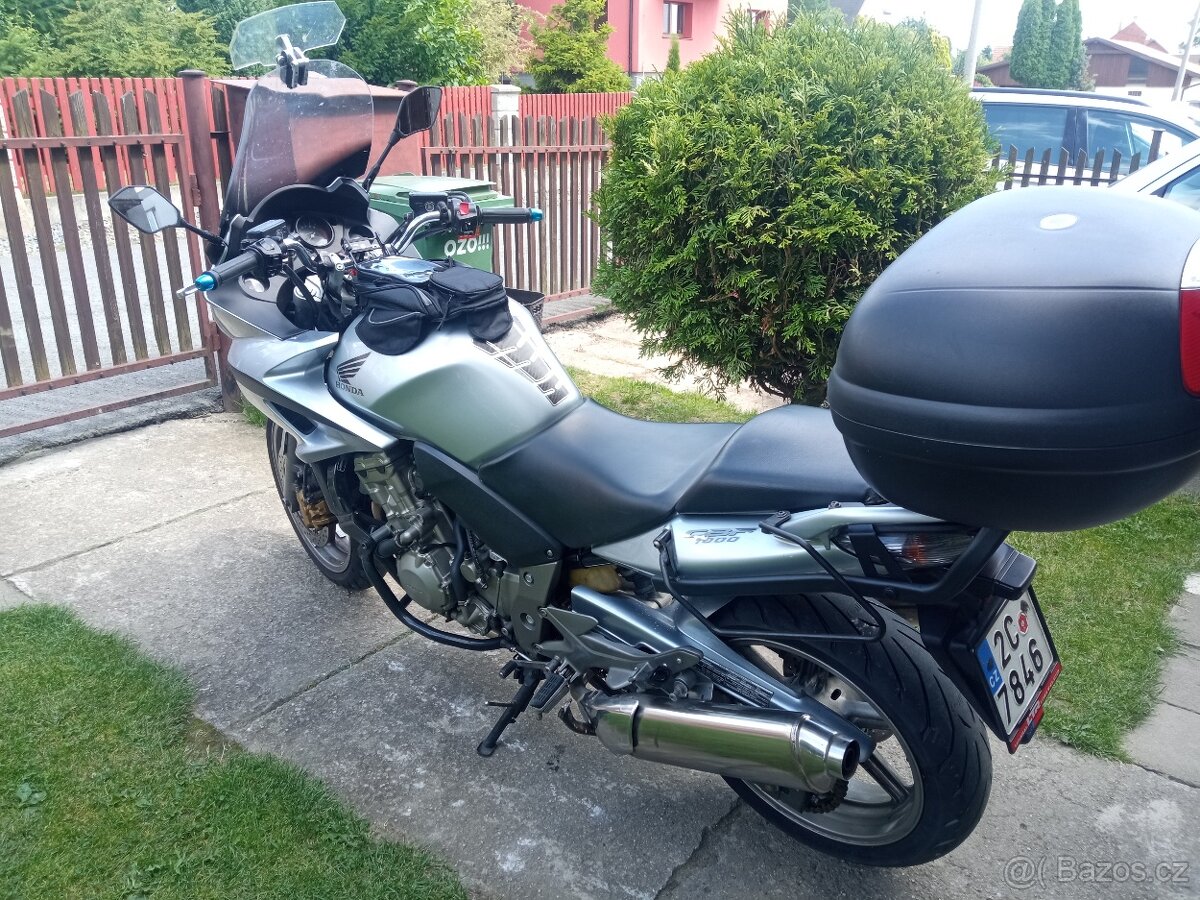 Prodám Hondu CBF 1000 ABS