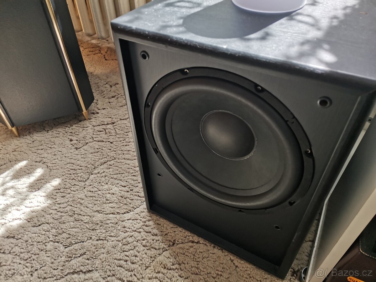 Aktivní subwoofer AUNA