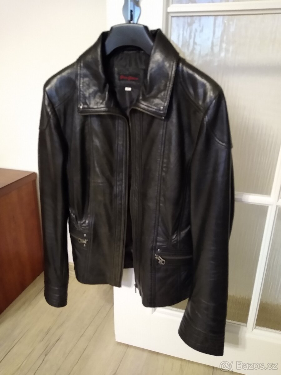 Dámská černá kožená bunda, vel. 40