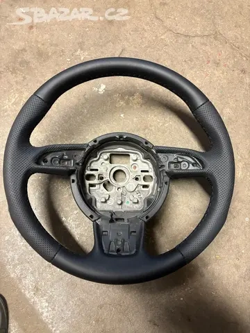 Nové renovovany volant Audi A6