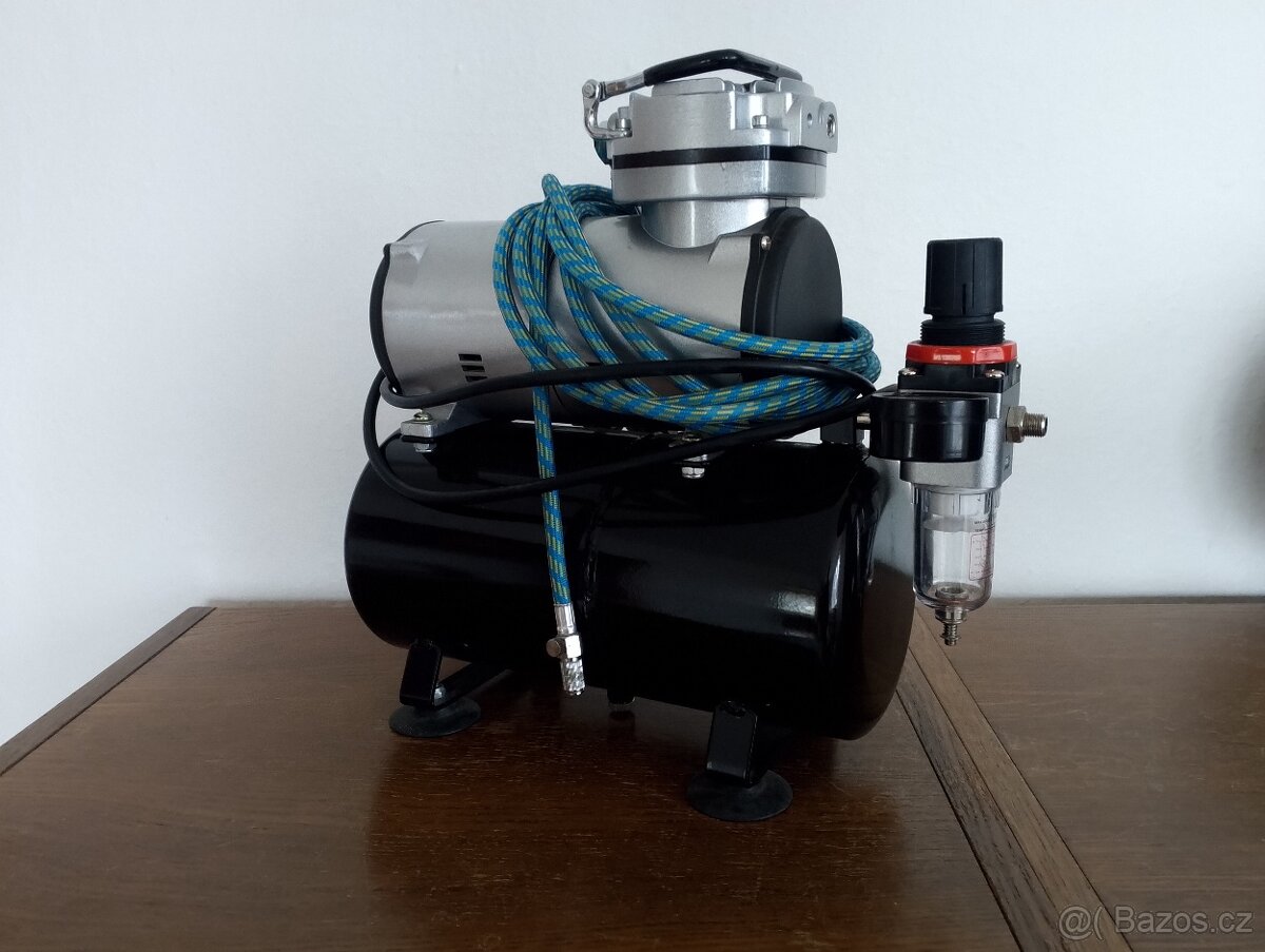 Airbush kompresor Fengda AS-186+ hadice zdarma