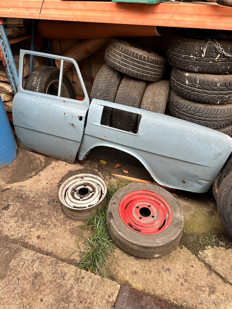 Škoda 100