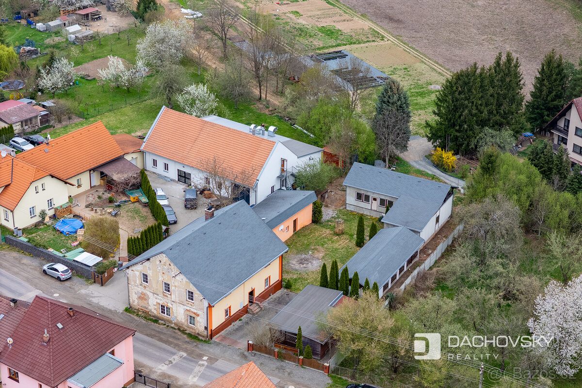 Prodej rodinného domu 250 m², pozemek 1424 m², Lukavice