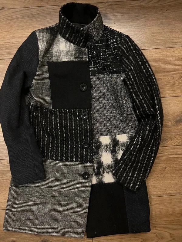 Kabát Desigual vel.38